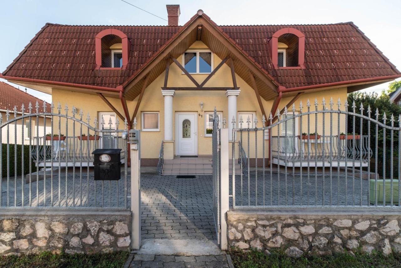 Lena Apartman Hévíz Kültér fotó