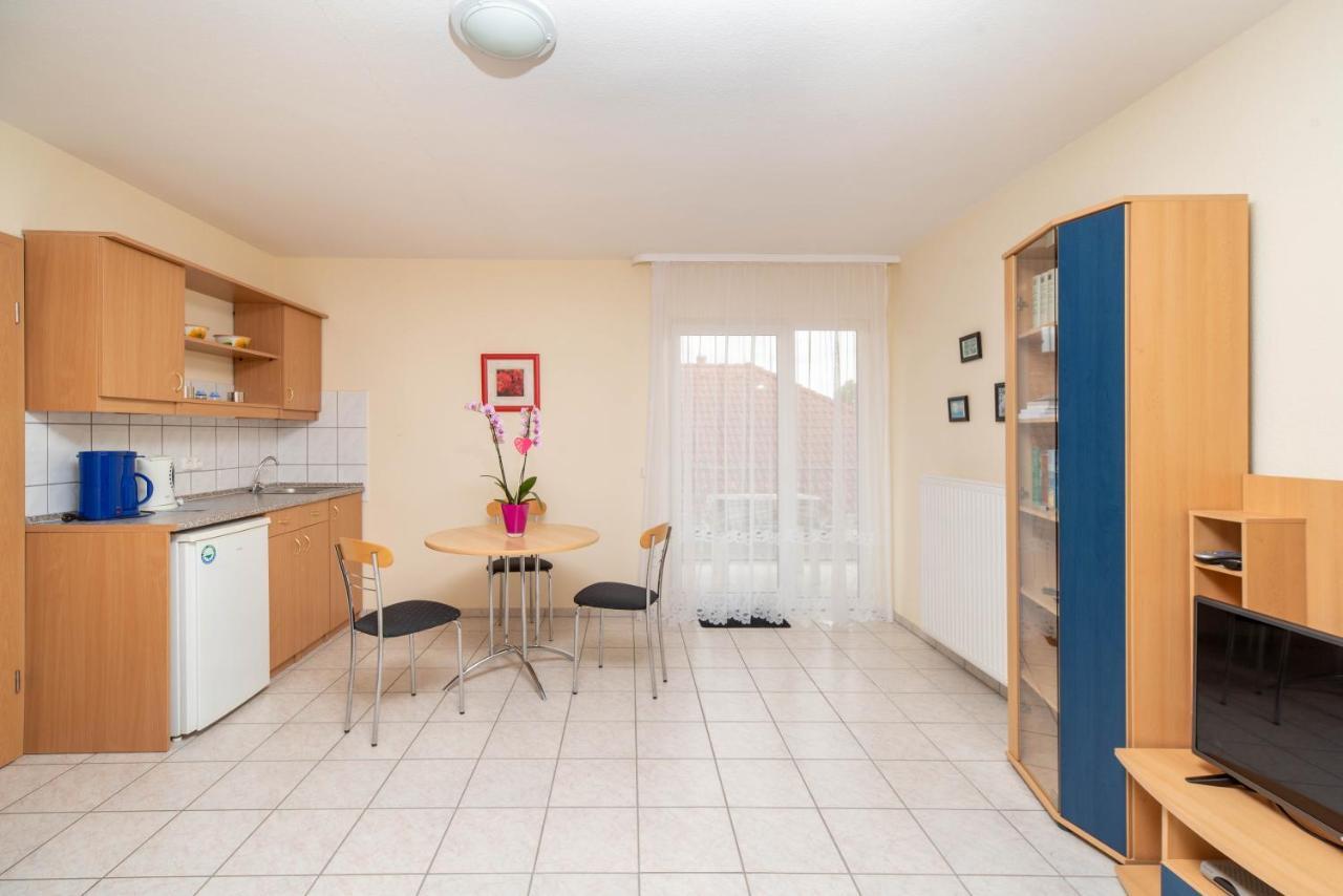 Lena Apartman Hévíz Kültér fotó